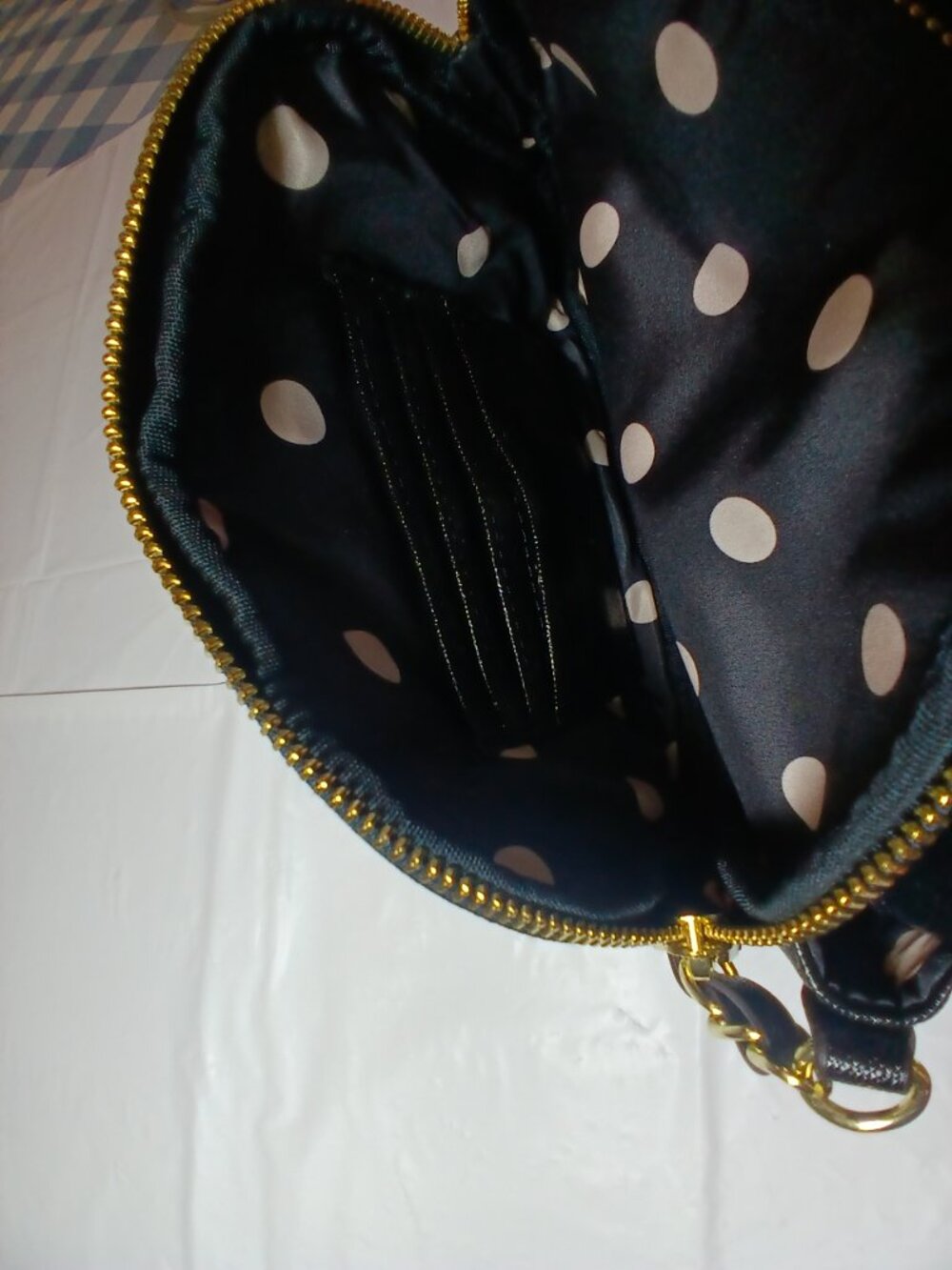 Anne Klein Crossbody Bag Black (Faux Leather) with Gold chain - Picture 5 of 11